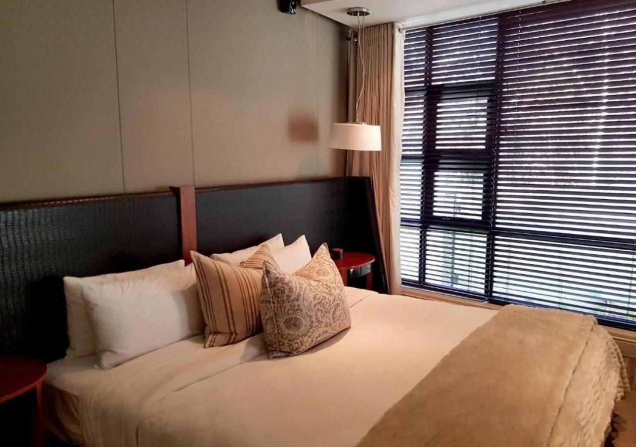 Zuri Residences At Ten Degrees Johannesburg Bagian luar foto