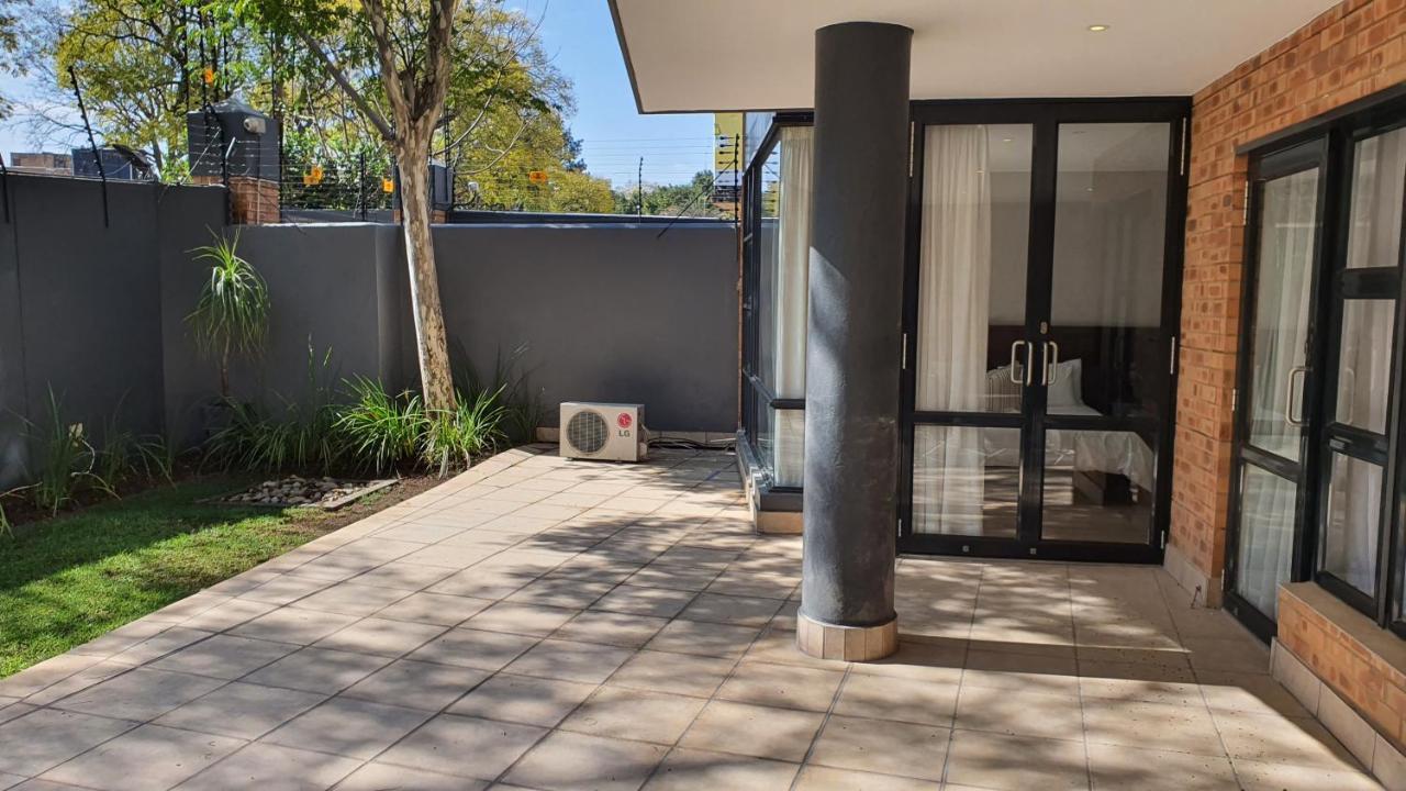 Zuri Residences At Ten Degrees Johannesburg Bagian luar foto